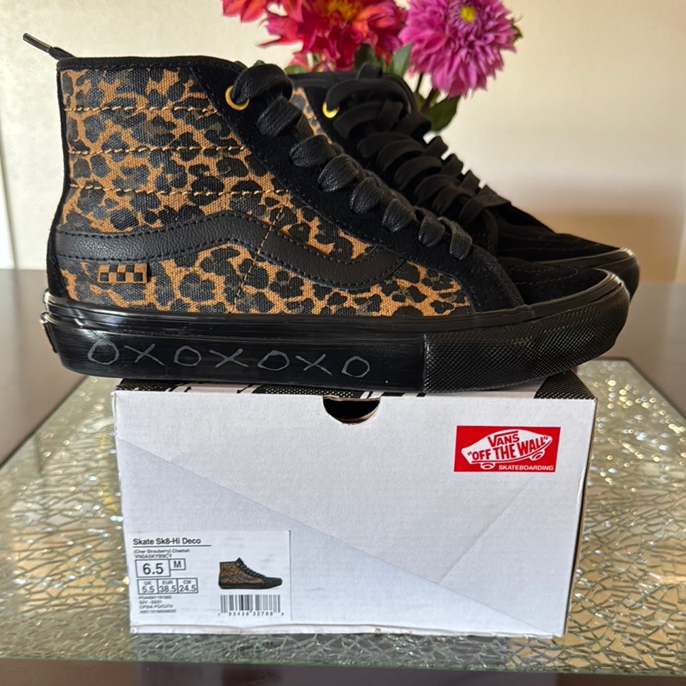 Special Edition🍓Vans Black and Brown High-Top Sneakers with Leopard Print